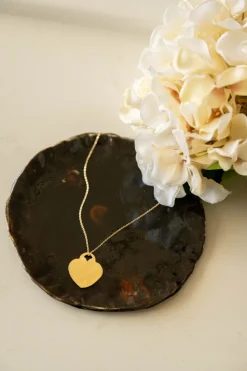 COLLIER JULIE