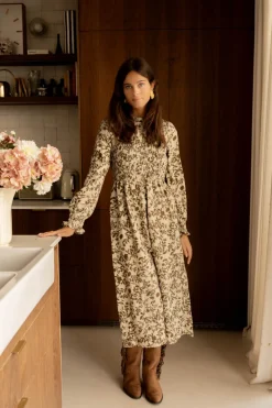 ROBE LYLOU