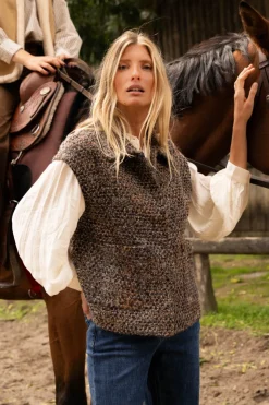 VESTE LEVAYA